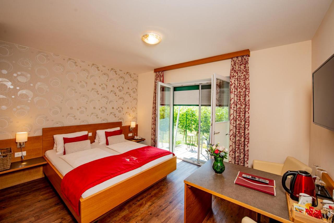 Hotel Garni Weinquadrat Weissenkirchen in der Wachau Exterior foto